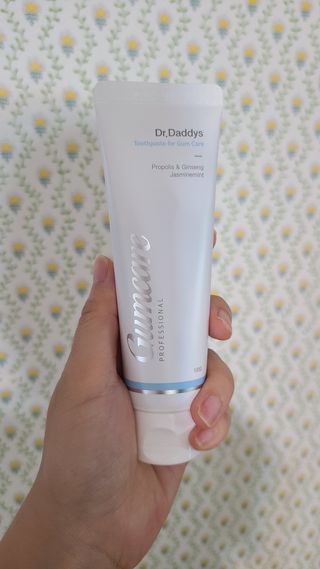 닥터데디스  잇몸치약 100g  [건강한 잇몸 관리를 위한 치약] + 여행용미니치약 15g — 4점을 준 리뷰어가 2022년 8월 올린 사용 사진