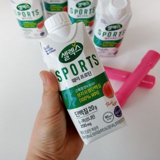 셀렉스스포츠 셀렉스 스포츠 웨이 프로틴 복숭아_ 330ml x 12팩 — 5점을 준 리뷰어가 2021년 3월 올린 사용 사진