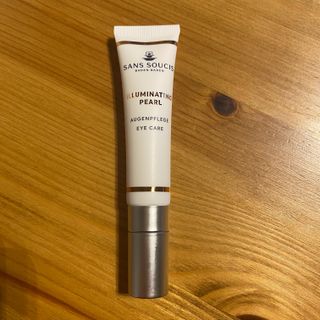 산수시 일루미네이팅 펄 영양 다크서클 스틱 아이 크림 케어 15ml — 5점을 준 리뷰어가 2021년 6월 올린 사용 사진