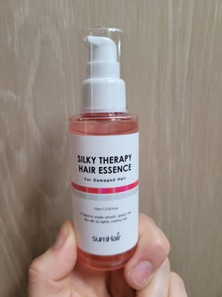 썸헤어 / SUMHAIR 썸헤어 실키 테라피 헤어 에센스 — 5점을 준 리뷰어가 2021년 4월 올린 사용 사진