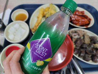 몽베스트 Montbest with Sparkling water Lemon OR Lime 20병(랜덤) — 5점을 준 리뷰어가 2021년 10월 올린 사용 사진