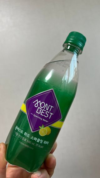 몽베스트 Montbest with Sparkling water Lemon OR Lime 20병(랜덤) — 5점을 준 리뷰어가 2022년 7월 올린 사용 사진