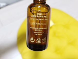 스킨큐어 산다화 비타민c 화이트닝 에센스 30ml — 5점을 준 리뷰어가 2022년 1월 올린 사용 사진
