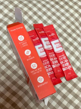 [인디닥터] 타이탄 BCAA 프로틴 젤리스틱 — 4점을 준 리뷰어가 2022년 4월 올린 사용 사진