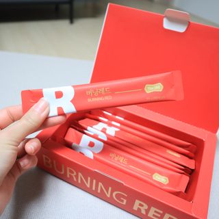 디오르 버닝레드 — 5점을 준 리뷰어가 2022년 2월 올린 사용 사진