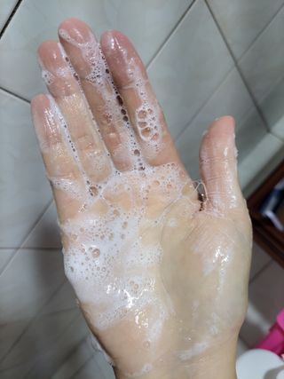 비알티씨 BRTC 시카 바이옴 블랙헤드 클렌징 폼 150ml — 3.5점을 준 리뷰어가 2022년 12월 올린 사용 사진
