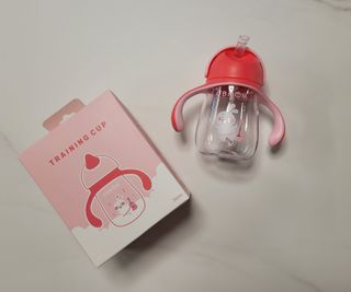 유비맘 트라이탄 코니빨대컵_컬러 랜덤 발송 — 4.5점을 준 리뷰어가 2021년 1월 올린 사용 사진