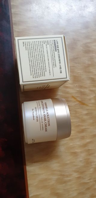 Dr.느루벗 느루벗 링클 솔루션 콘센트레이트 스네일 탄력 달팽이 크림 80g — 5점을 준 리뷰어가 2021년 5월 올린 사용 사진