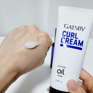 [갸스비] 곱슬 머리부터 파마까지 남자의 컬을 위한 갸스비 컬크림 — 5점을 준 리뷰어가 2021년 5월 올린 사용 사진