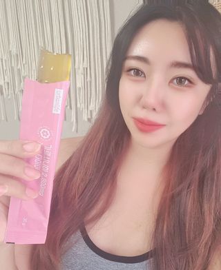 주식회사 얼굴반쪽 [얼굴반쪽 가르시니아 2,800mg] x 14포 1주 젤리 다이어트 보조제 체지방감소 — 5점을 준 리뷰어가 2021년 10월 올린 사용 사진