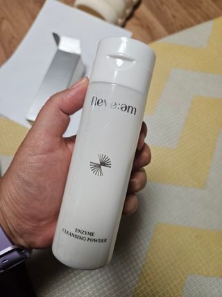 나우 [리브엠] 화해 1등 클렌징 파우더! 모공&피지 말끔순삭 — 4점을 준 리뷰어가 2023년 9월 올린 사용 사진