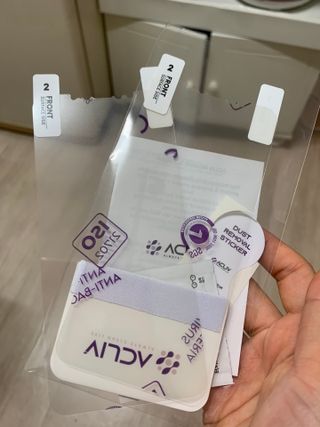 아클리브 Eco 항균 항바이러스 액정 보호필름(iPhone) — 4.5점을 준 리뷰어가 2022년 7월 올린 사용 사진