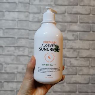 [닥터문] 프리미엄 알로에베라 선크림 500ml — 5점을 준 리뷰어가 2022년 6월 올린 사용 사진