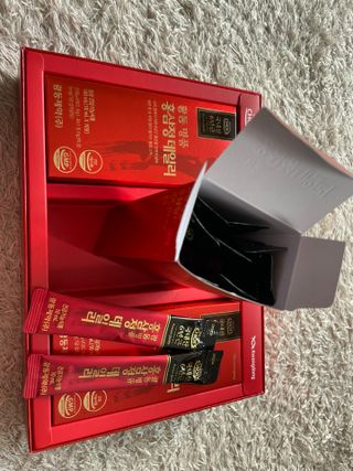 광동생활건강 광동 명품 홍삼정데일리 10mL x 30포 — 5점을 준 리뷰어가 2023년 4월 올린 사용 사진
