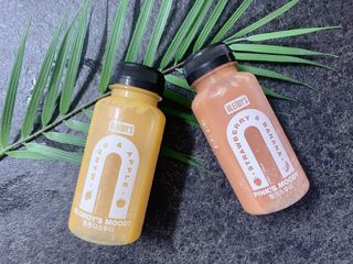 BLENDY'S 핑크 스무디+블론디 스무디 — 5점을 준 리뷰어가 2022년 4월 올린 사용 사진