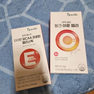 인디닥터 면역 생생 핑크 이뮨 젤리 + 타이탄 BCAA 프로틴 젤리스틱 — 3점을 준 리뷰어가 2022년 6월 올린 사용 사진