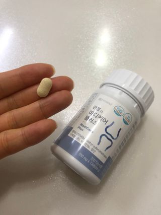 프리마인 평생 써야하는 관절의 건강을 위한 완벽설계 솔루션 관절n마디케어 플러스 120정 — 5점을 준 리뷰어가 2021년 11월 올린 사용 사진