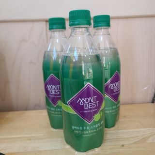 몽베스트 Montbest with Sparkling water Lime20병 — 3점을 준 리뷰어가 2021년 10월 올린 사용 사진