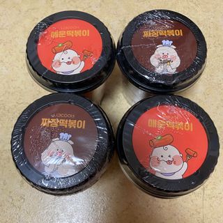 유비쿡 컵떡볶이 매운컵떡볶이2개/ 짜장컵떡볶이 2개  총 4개세트 — 4.5점을 준 리뷰어가 2021년 3월 올린 사용 사진