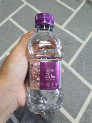 몽베스트 [MONTBEST] 330mL 20병 — 5점을 준 리뷰어가 2021년 10월 올린 사용 사진