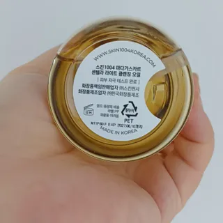 스킨1004 [SKIN1004] 마다가스카르 센텔라 라이트 클렌징 오일 200ml — 5점을 준 리뷰어가 2024년 7월 올린 사용 사진