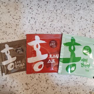 [풀무원] 자연은맛있다 정면, 백면, 홍면  세트 — 5점을 준 리뷰어가 2021년 4월 올린 사용 사진