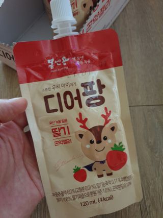 [몸엔용] 우리 아이 건강간식, 달콤한 녹용곤약젤리 디어팡 4종 — 5점을 준 리뷰어가 2021년 8월 올린 사용 사진