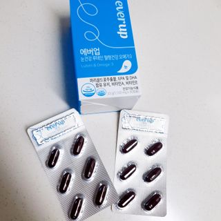 [몸엔용] 에버업 멀티비타민&미네랄, 눈건강 루테인 혈행건강 오메가3, 면역 프로바이오틱스 3종 택1 — 5점을 준 리뷰어가 2022년 4월 올린 사용 사진