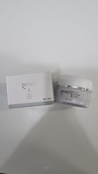 렉스리 크리에이티브 크림  Rexri Creative Cream — 5점을 준 리뷰어가 2022년 7월 올린 사용 사진