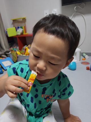 [광동제약] 비타500데일리스틱70포&굿즈3종 — 5점을 준 리뷰어가 2021년 10월 올린 사용 사진