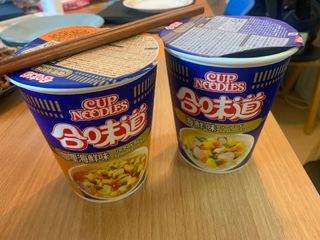 NISSIN 닛신 컵누들  4종 - 씨푸드오리지날, 씨푸드 스파이시, 씨푸드 커리, 씨푸드 XO소스 — 3점을 준 리뷰어가 2023년 1월 올린 사용 사진