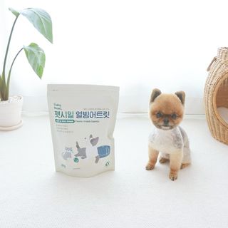 [펫시밀] 원물그대로 영양듬뿍 동결건조 왕북어트릿300g,왕치킨트릿400g,열빙어트릿300g 대용량 간식 — 5점을 준 리뷰어가 2023년 5월 올린 사용 사진