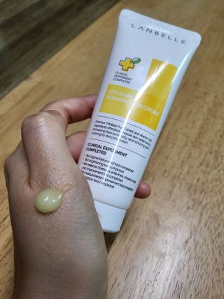 랑벨 비타 에너지 잡티 크림 75ml (피부 속 기미완화크림) — 4.5점을 준 리뷰어가 2022년 6월 올린 사용 사진