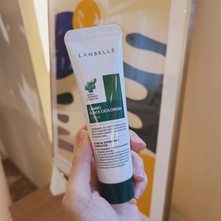랑벨 랑바이오 블랙 시카 크림 50ml(블랙비 프로폴리스, 시카 4종, 판테놀 10 함유) — 5점을 준 리뷰어가 2022년 4월 올린 사용 사진