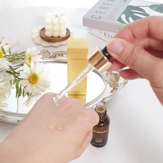 스킨큐어 산다화 비타민c 화이트닝 에센스 30ml — 5점을 준 리뷰어가 2021년 8월 올린 사용 사진