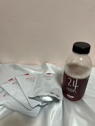 클린24시간 1BOX(5포) + 전용보틀(500ml) — 5점을 준 리뷰어가 2022년 8월 올린 사용 사진