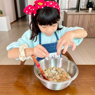 해풀잎 누구나 김밥*1ea [(혼합야채 35g *1ea,  김밥김 (5g, 5ea),  양념간장 (6g, 5ea), 참기름(5g, 2ea)] — 5점을 준 리뷰어가 2022년 10월 올린 사용 사진