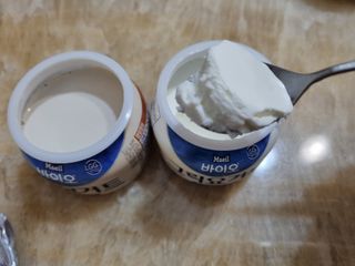 매일바이오 그릭요거트 오리지널 플레인 4개, 로스터리 커피믹스 4개 — 5점을 준 리뷰어가 2021년 12월 올린 사용 사진