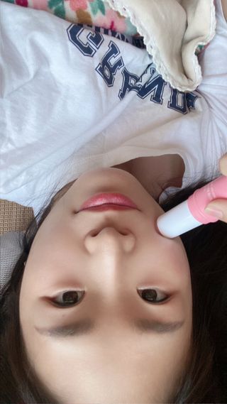 스킨큐어 산다화 카멜리아 안티 링클 멀티밤 — 5점을 준 리뷰어가 2022년 10월 올린 사용 사진