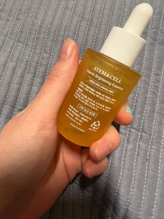 체르엠 스템앤셀 비타민 브라이트닝 에센스 30ml 1개 — 5점을 준 리뷰어가 2022년 3월 올린 사용 사진