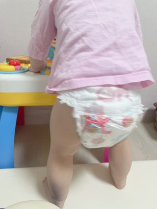 킨도 프리미엄 에어드라이v2 팬티형 기저귀 — 5점을 준 리뷰어가 2021년 5월 올린 사용 사진