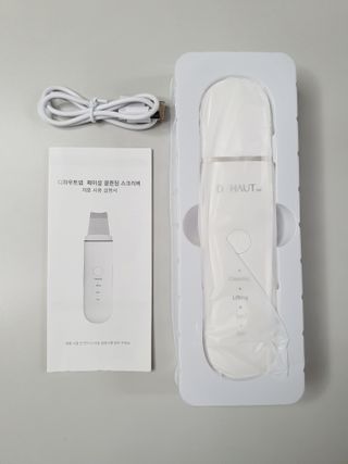 디하우트 랩 4 in 1 갈바닉 아쿠아 워터 필링기 스킨스크러버 — 4점을 준 리뷰어가 2021년 11월 올린 사용 사진