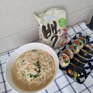 [풀무원] 자연은맛있다 정면, 백면, 홍면  세트 — 5점을 준 리뷰어가 2021년 4월 올린 사용 사진