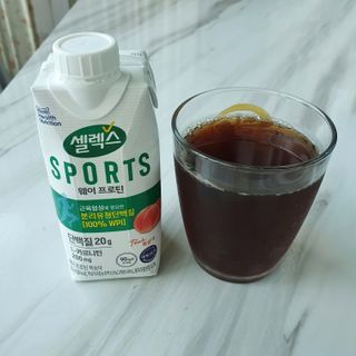 셀렉스스포츠 셀렉스 스포츠 웨이 프로틴 복숭아_ 330ml x 12팩 — 5점을 준 리뷰어가 2021년 7월 올린 사용 사진
