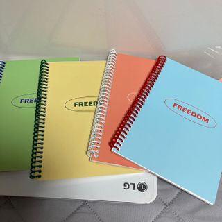 리훈 언제든지 필요한 기본 아이템 아무노트 4권세트+저점도펜[색상랜덤배송] — 4.5점을 준 리뷰어가 2021년 6월 올린 사용 사진