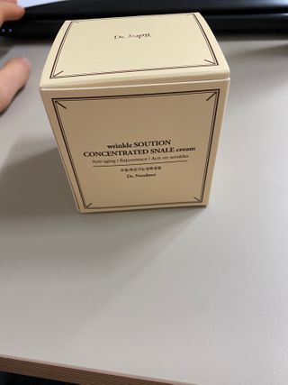Dr.느루벗 느루벗 링클 솔루션 콘센트레이트 스네일 탄력 달팽이 크림 80g — 5점을 준 리뷰어가 2021년 2월 올린 사용 사진