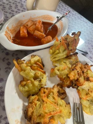 나우  [요리궁리] 매콤달콤 꽃떡볶이 6개입 세트 — 4.5점을 준 리뷰어가 2025년 1월 올린 사용 사진