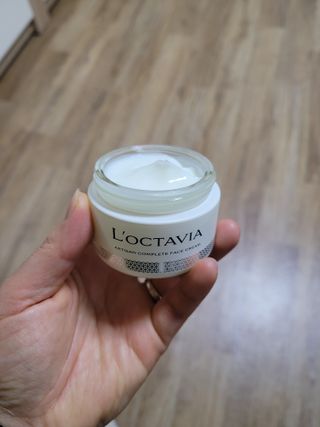 록타비아 Artisan Complete Face Cream — 5점을 준 리뷰어가 2023년 10월 올린 사용 사진