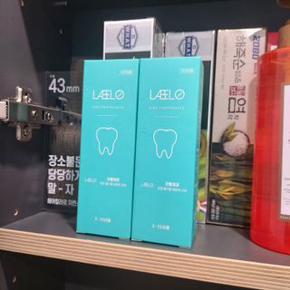 치과에서 쓰는 치약 _ 라벨제로 저불소 꼬마, 키즈, 유아, 베이비, 주니어 안전한 어린이치약 — 5점을 준 리뷰어가 2022년 12월 올린 사용 사진