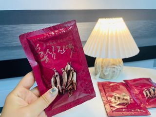 서울약사신협_프리미엄 6년근 홍삼진액_70mlx30포 — 5점을 준 리뷰어가 2021년 2월 올린 사용 사진